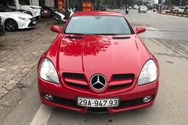 Xe sang chảnh Mercedes-Benz SLK chỉ 795 triệu ở HN