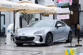 Subaru BRZ "kén khách" tiếp tục giảm tới 285 triệu đồng tại Việt Nam