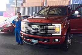 Siêu bán tải tiền tỷ Ford F-450 Super Duty sắp về HN