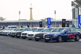 Triệu hồi gần 7.000 xe sang Mercedes tại Việt Nam 