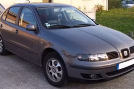 Phác thảo 2 xe ôtô của nhóm khủng bố sử dụng tại Pháp