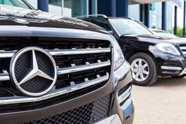 Nhiều ô tô hạng sang Mercedes-Benz tại Việt Nam lỗi hệ thống lái