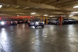 Hàng nghìn xe ôtô nhập khẩu miễn thuế về đến VN