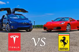 Ferrari 488 Spider "thoát thua" xe điện Tesla Model S P100D