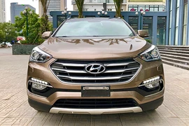 Hyundai SantaFe 2016 dùng chán, bán hơn 900 triệu tại Việt Nam