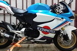 Xem Honda MSX 125 "biến hình" siêu môtô Ducati 1199