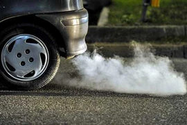 Dừng đăng kiểm ôtô không đáp ứng được mức khí thải