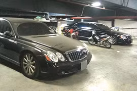 Đại gia Đặng Lê Nguyên Vũ "vứt xó" xe sang cả chục tỷ đồng