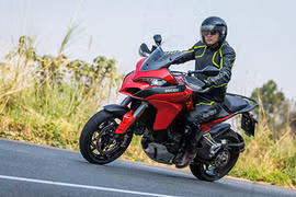 Cầm lái “xế nổ” 762 triệu Ducati Multistrada 1200S mới