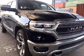 Siêu bán tải Ram 1500 Limited giá 4,5 tỷ tại Sài Gòn