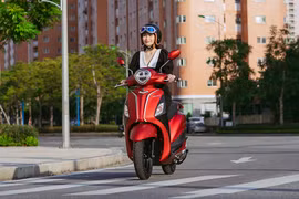 Người dùng đánh giá xe ga tiết kiệm xăng Yamaha Grande tại VN 