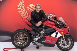 Siêu môtô Ducati Panigale V4 25th hơn 2 tỷ đồng tại Malaysia