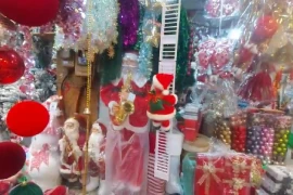 TPHCM: Không khí ảm đạm bên trong Chợ Giáng sinh