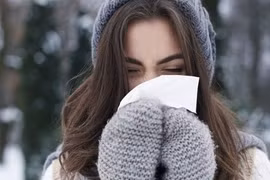 Lý giải nguyên nhân con người hay chảy nước mũi khi trời lạnh