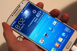 Điểm tin: Chúng ta mua Galaxy S5 bị đắt?