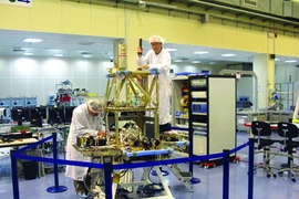 Tuổi trẻ “tiệm cận” công nghệ vệ tinh