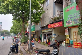 Vì sao chung cư 148-150 Sơn Tây xuống cấp trầm trọng chưa được xây mới?