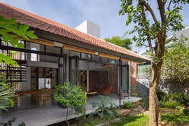 Nhà gạch đơn giản nhưng đẹp mê mẩn ở Hà Tĩnh