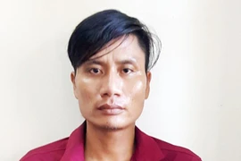 Nam thanh niên phóng hỏa làm cháy 5 căn nhà và 11 tàu cá