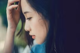 Phụ nữ khôn ngoan nên cắt đứt 2 kiểu tình thân