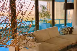 Dàn Hoa, Á hậu khoe nhà đẹp trang hoàng lộng lẫy đón Giao thừa 