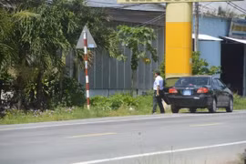 Xe công ghé nhà Trưởng Ban Tổ chức ăn cỗ: Sóc Trăng lên tiếng