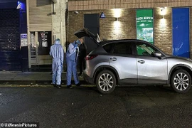 Hoảng hốt khi phát hiện vali chứa thi thể nữ giới trong phòng trọ