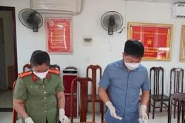 Bắt 1 đối tượng ở Hoà Bình tàng trữ và lưu hành tiền giả