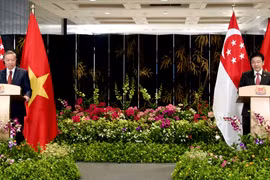 Việt Nam - Singapore nâng cấp quan hệ lên Đối tác chiến lược toàn diện