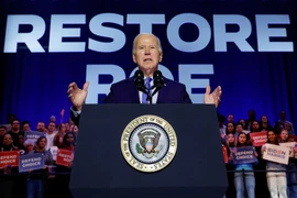 Hình ảnh ấn tượng về Tổng thống Biden trước khi dừng tranh cử