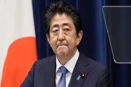 Cựu Thủ tướng Nhật xin lỗi người dân vì bê bối tài trợ chính trị