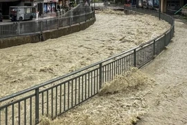 Lũ lụt nghiêm trọng ở Thụy Sĩ, nhiều người mất tích