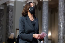 Phó Tổng thống Mỹ Harris lần đầu sử dụng quyền lực ở Thượng viện