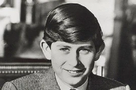 Ảnh hiếm thời trẻ của Vua Charles