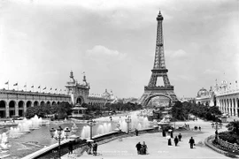 Quay chậm cuộc sống ở thủ đô Paris qua loạt ảnh lịch sử