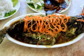 Bí quyết làm món cá chép hấp xì dầu ngon như nhà hàng 5 sao