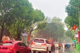 Đắk Lắk Mưa trắng trời, nhiều người phải hủy kế hoạch du lịch