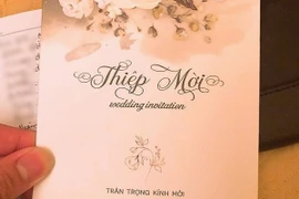 Gái ế hoảng loạn hóa “cục súc” khi được mời tới 8 đám cưới