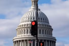 Thượng viện Mỹ thông qua dự luật ngân sách ngăn chính phủ đóng cửa