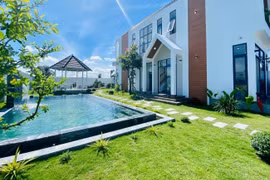 Biệt thự nhà vườn 600m2 gần 10 tỷ của nghệ sĩ Lê Giang