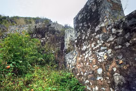 Ba tòa thành cổ nhất định phải ghé thăm ở vùng núi phía Bắc