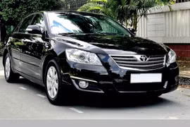 Có nên mua ôtô chạy 15 năm vẫn dùng tốt trên sàn xe cũ?