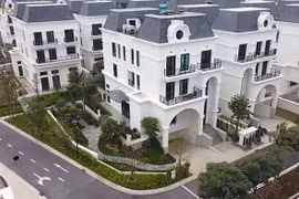 Sững sờ biệt thự 200 tỷ “chỉ để” giúp việc và lái xe ở