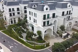 Sững sờ biệt thự 200 tỷ “chỉ để” giúp việc và lái xe ở