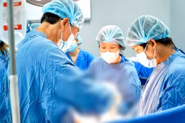 Cứu nguy thai nhi bị dây rốn quấn cổ 6 vòng