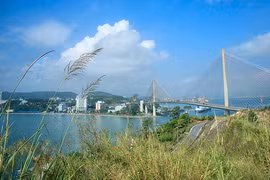 Top 10 thành phố có biển rộng - núi cao nổi tiếng Việt Nam