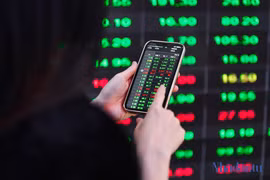 Vì sao cổ phiếu ngân hàng sẽ dẫn 'sóng' 2024?