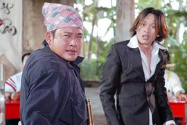 Tấn Beo kể lại sự cố khi Trương Ngọc Ánh diễn cảnh trên giường