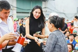 Bị nhắc nhở chuyện làm từ thiện, Thủy Tiên gây sốc với câu trả lời