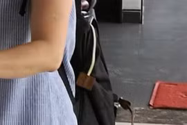 Nữ hành khách TQ bỏ quên ba lô chứa nhiều tiền ở sân bay